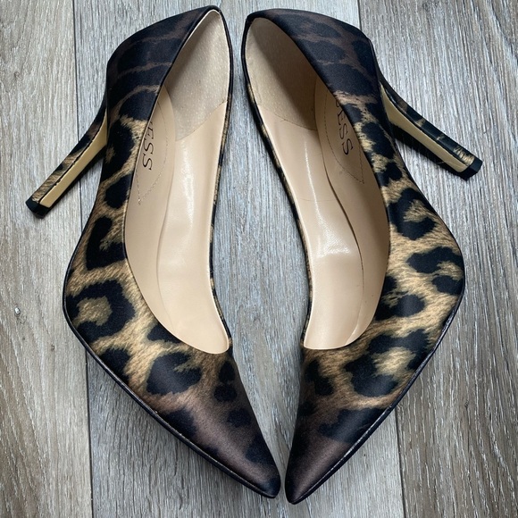 Guess Pointed Toe Cheetah Heel GWELOY2 Size 7.5 - Picture 1 of 16